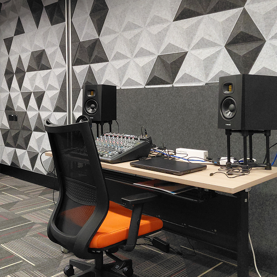 港青耀信  YMCA of Hong Kong The Beacon - 關於我們