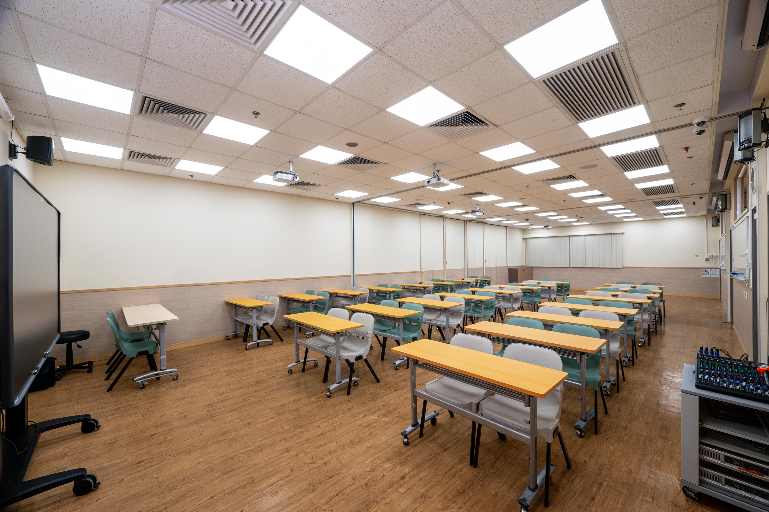 研討室 104, 105 及 106