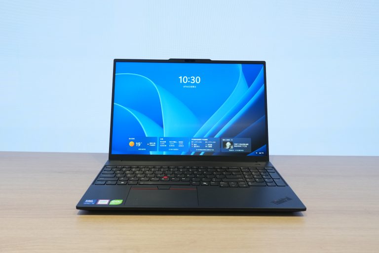<p><strong>作業系統：</strong>Windows10/11<br /><strong>螢幕尺⼨：</strong>16''<br /><strong>主要軟件：</strong>Microsoft Office 2021 Zoom</p>