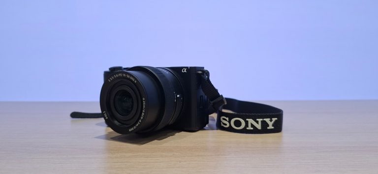 <p>SONY ZV-E10M2 Camera</p>