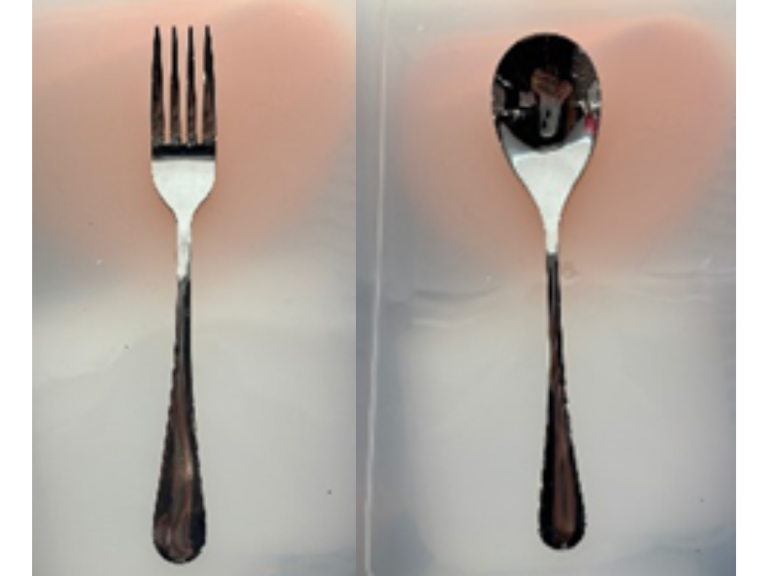 <p><strong>長度：</strong>18cm</p>